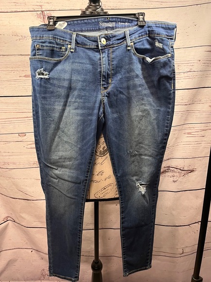 Signature Levi‎ Strauss Low-Rise Jeggings Denim Skinny Jeans Size 18M - Picture 1 of 5